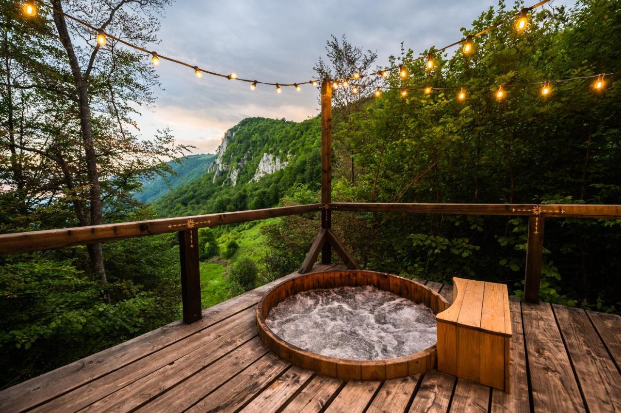 Raven'S Nest - The Hidden Village, Transylvania - Romania Sub Piatra Екстер'єр фото