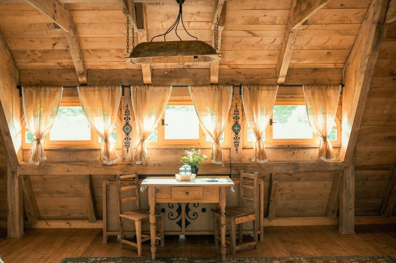Raven'S Nest - The Hidden Village, Transylvania - Romania Sub Piatra Екстер'єр фото