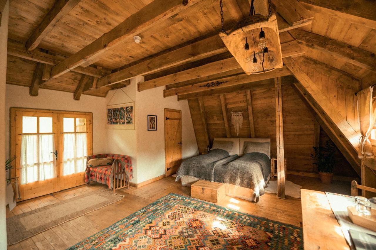 Raven'S Nest - The Hidden Village, Transylvania - Romania Sub Piatra Екстер'єр фото